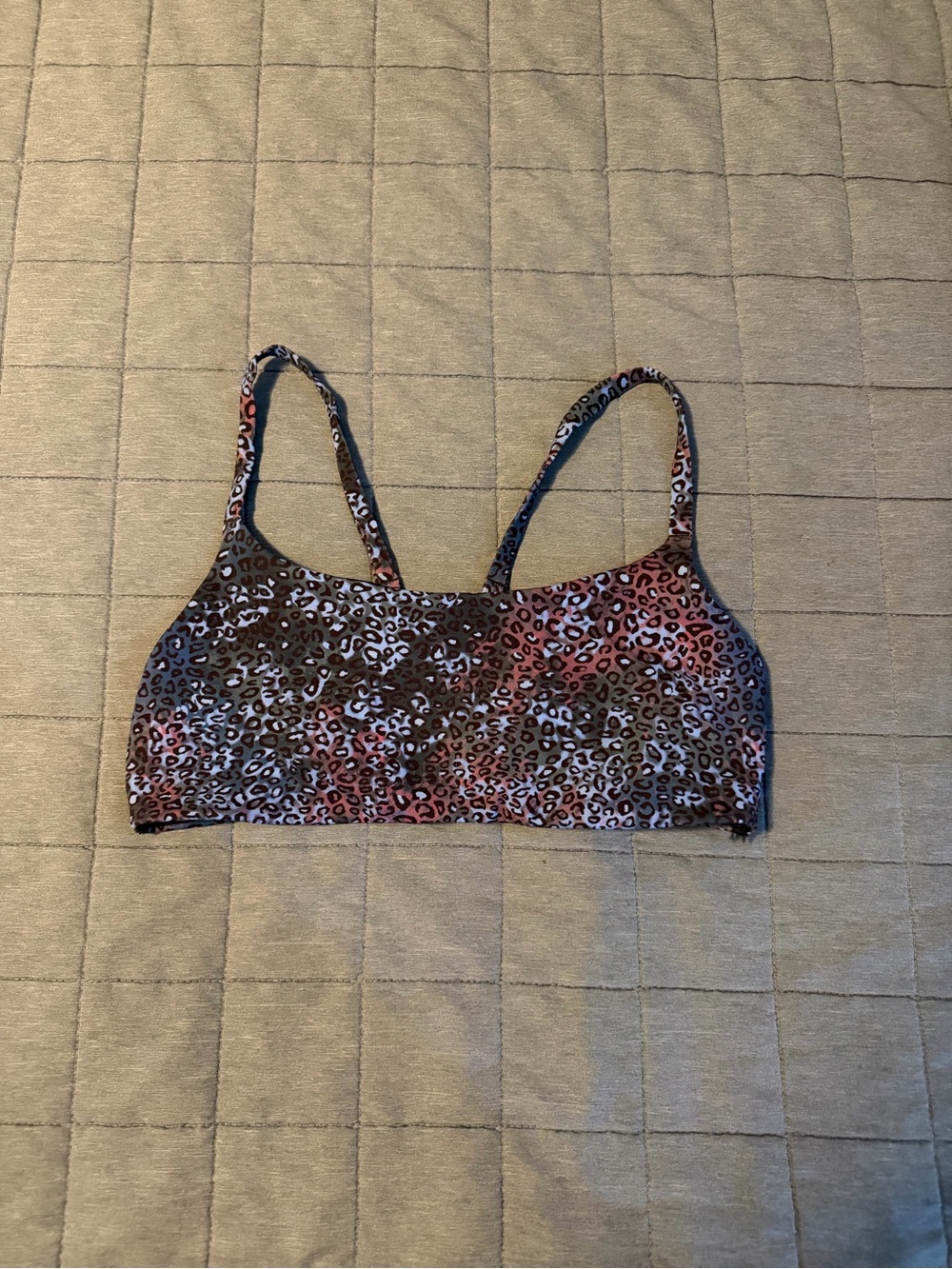Lululemon - Wunder Train Strappy Racer Bra - Size 10